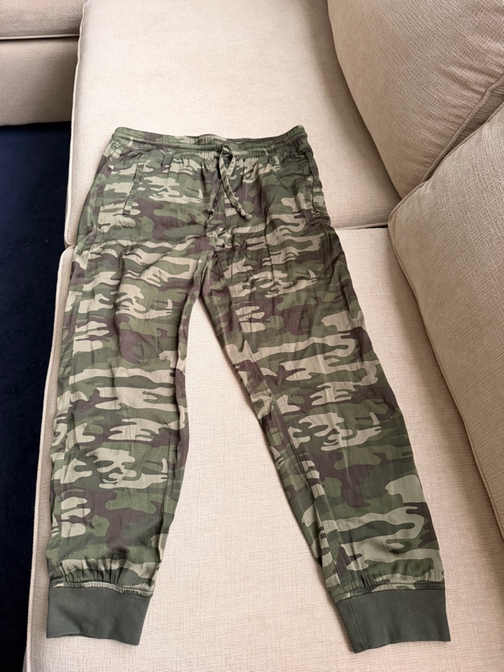 Sanctuary Olive Camo Jogger Pants